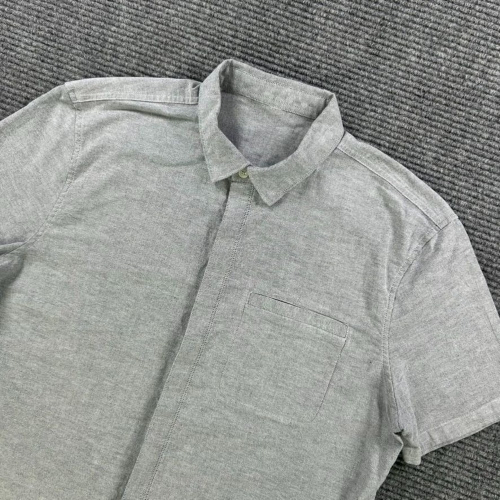 Lululemon On‎ Time Short Sleeve Buttondown Shirt Mens Grey Casual No Size Tag